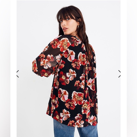 Madewell Tie-Back Bubble-Sleeve Top in French Rose. Size: Small - Picture 5 of 17